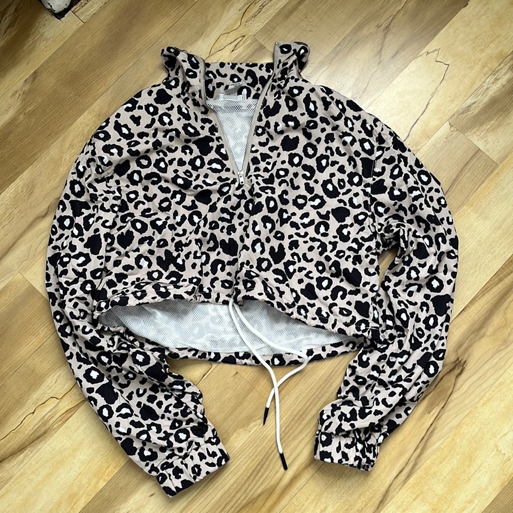 cropped wind breaker